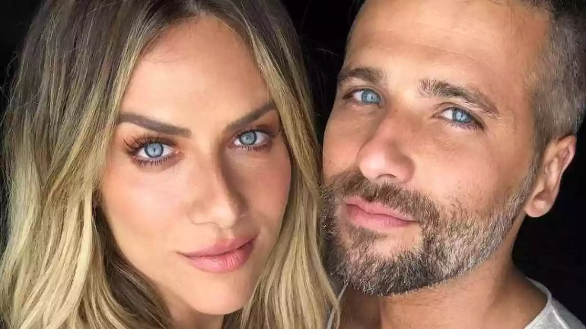 GIOVANNA EWBANK E BRUNO GAGLIASSO VÃO ASSISTIR PEÇA SOBRE RACISMO E SE EMOCIONAM